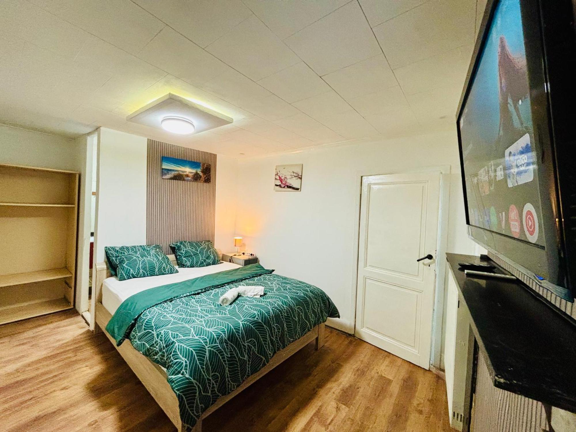 Heers Cozy&Calm Room With Ensuite מראה חיצוני תמונה